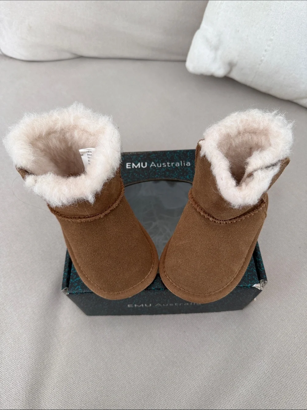 EMU NWT toddler boots